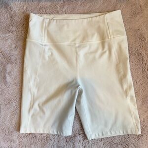 girlfriend collective cream/ ivory athletic shorts xl